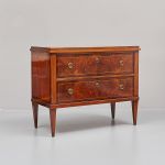 1029 1521 CHEST OF DRAWERS